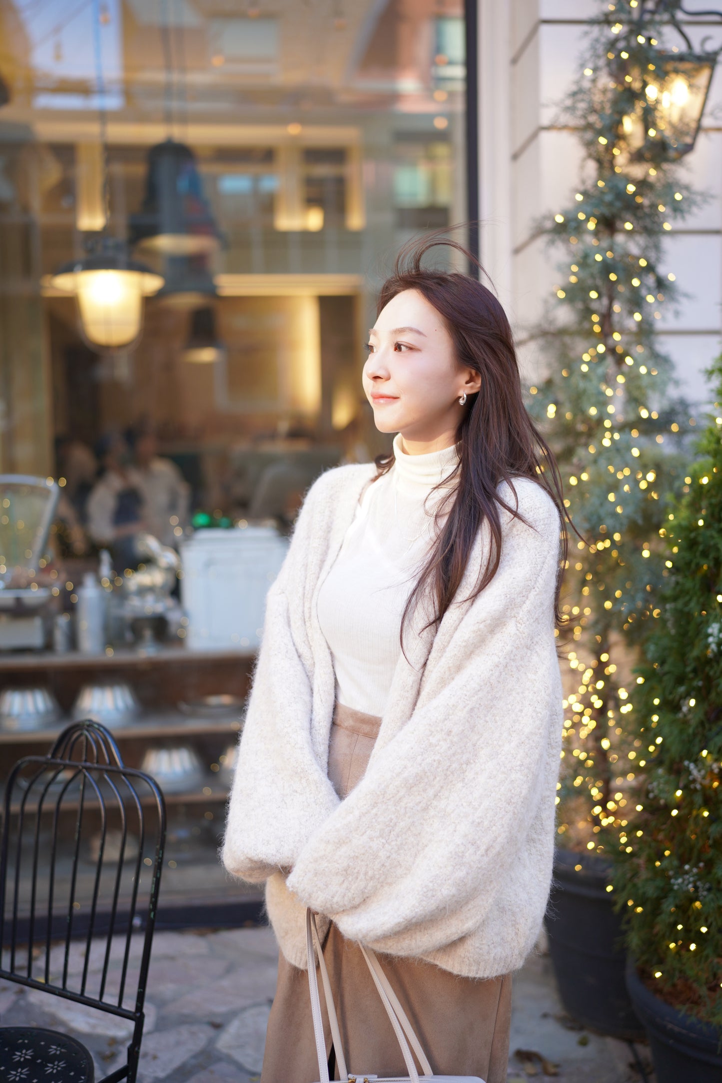 設計感微透企領上衣