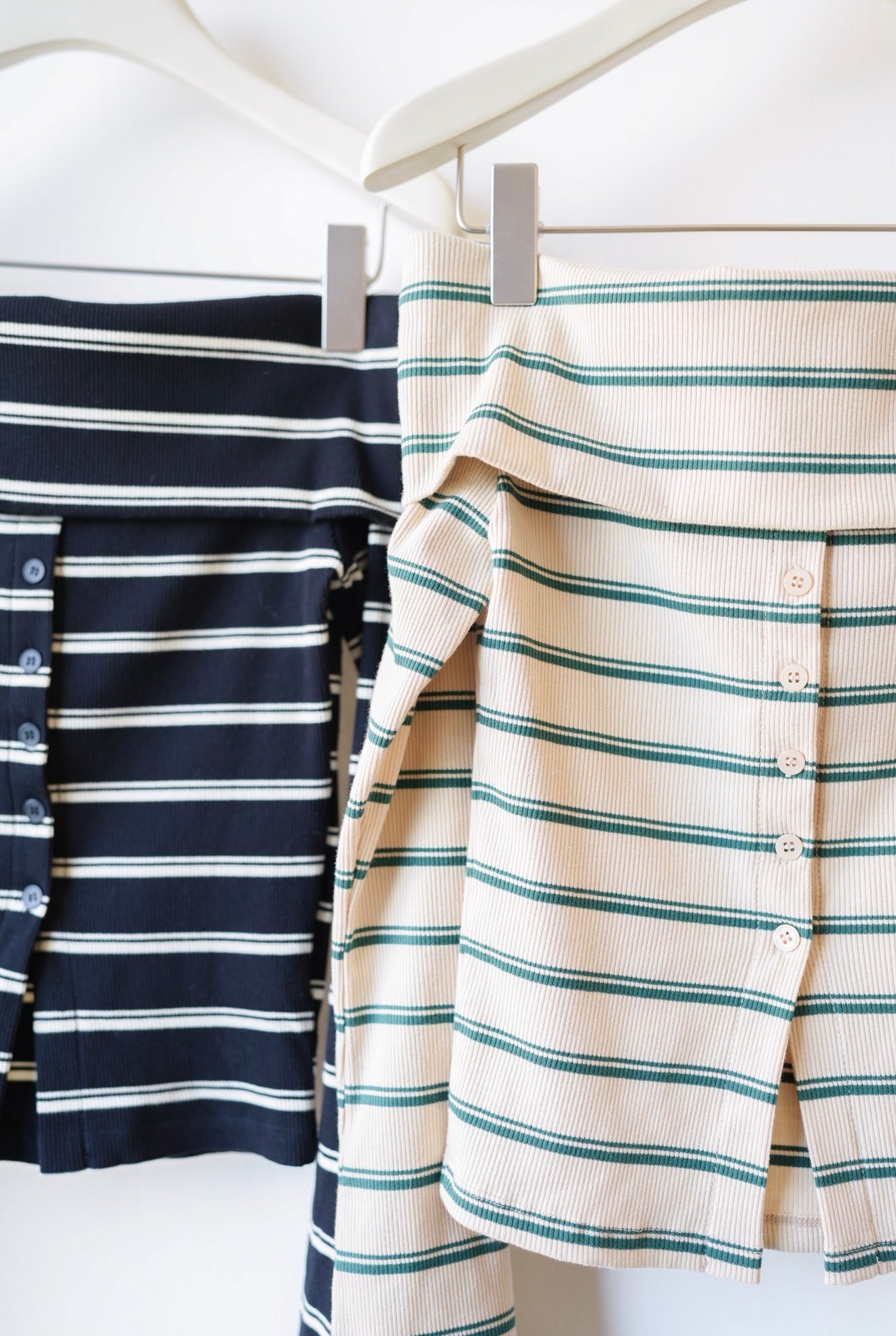 橫間修腰一字肩上衣