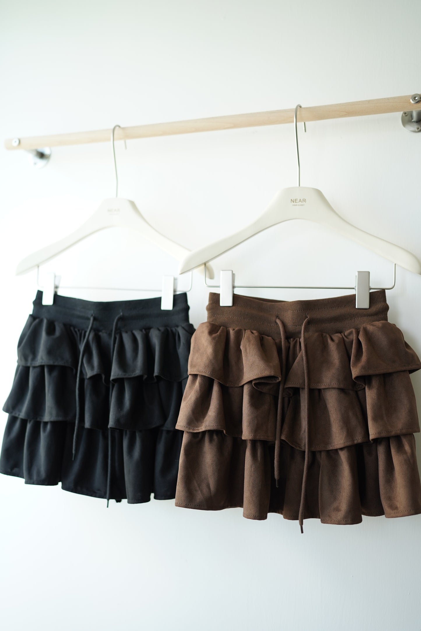 低調絨布蛋糕短裙 (內有褲)