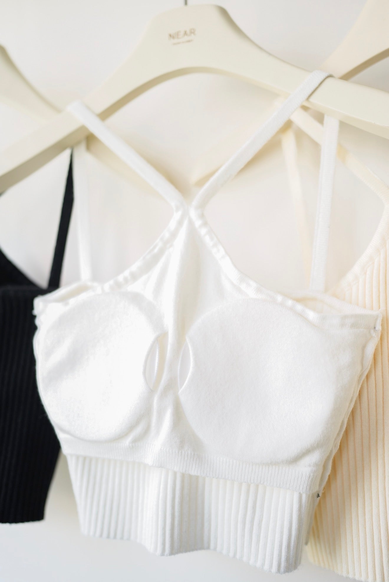 小胸必買✨交叉帶短款BraTop